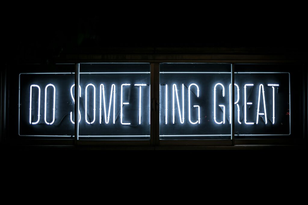 DO SOMETHING GREAT - Motivate! by Powerhouse